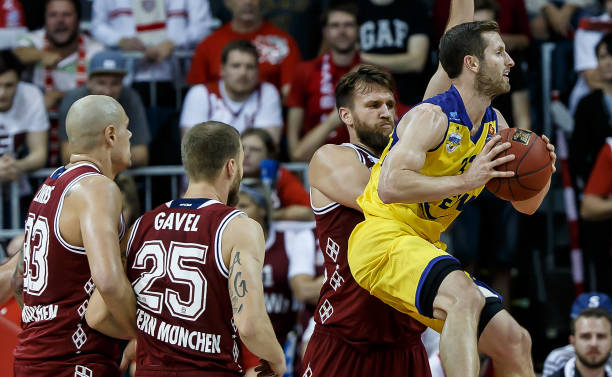 定位球的成 定位球的成