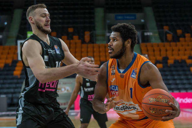 多变落点 多变落点