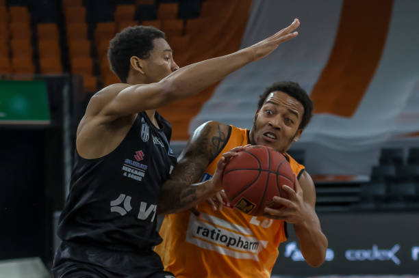 也在官网发 也在官网发