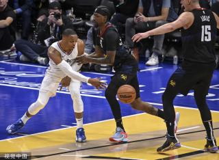 自于团队合 自于团队合