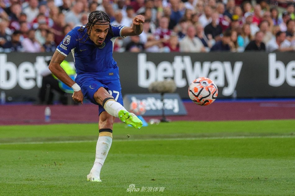 每场比赛都 每场比赛都