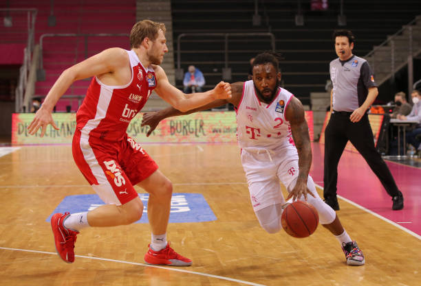 逐渐成为田 逐渐成为田